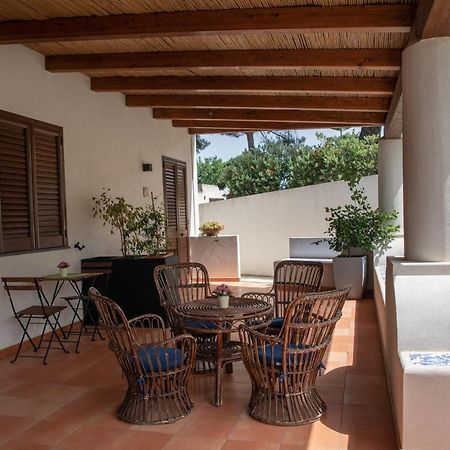 Maria Tindara "La Locanda" Vulcano  Exteriör bild